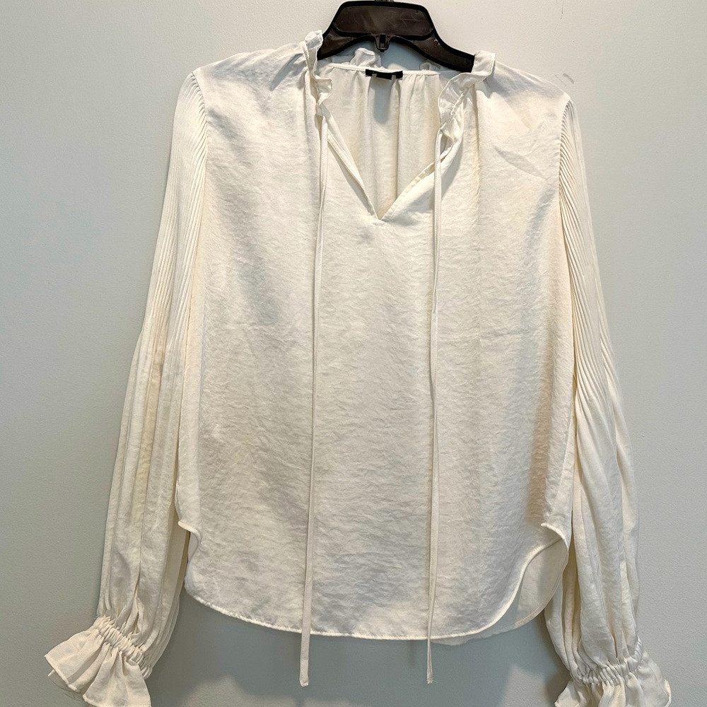 Ann Taylor Stand ruffle collar with tie.